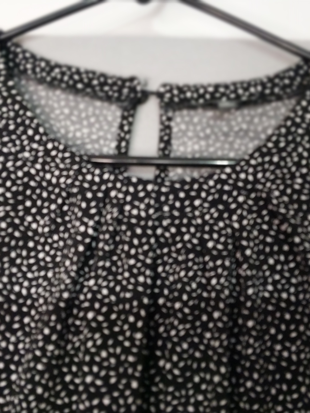 Adrianna Papell Black and White Dot-Print Long Sleeve Top - Picture 4 of 8